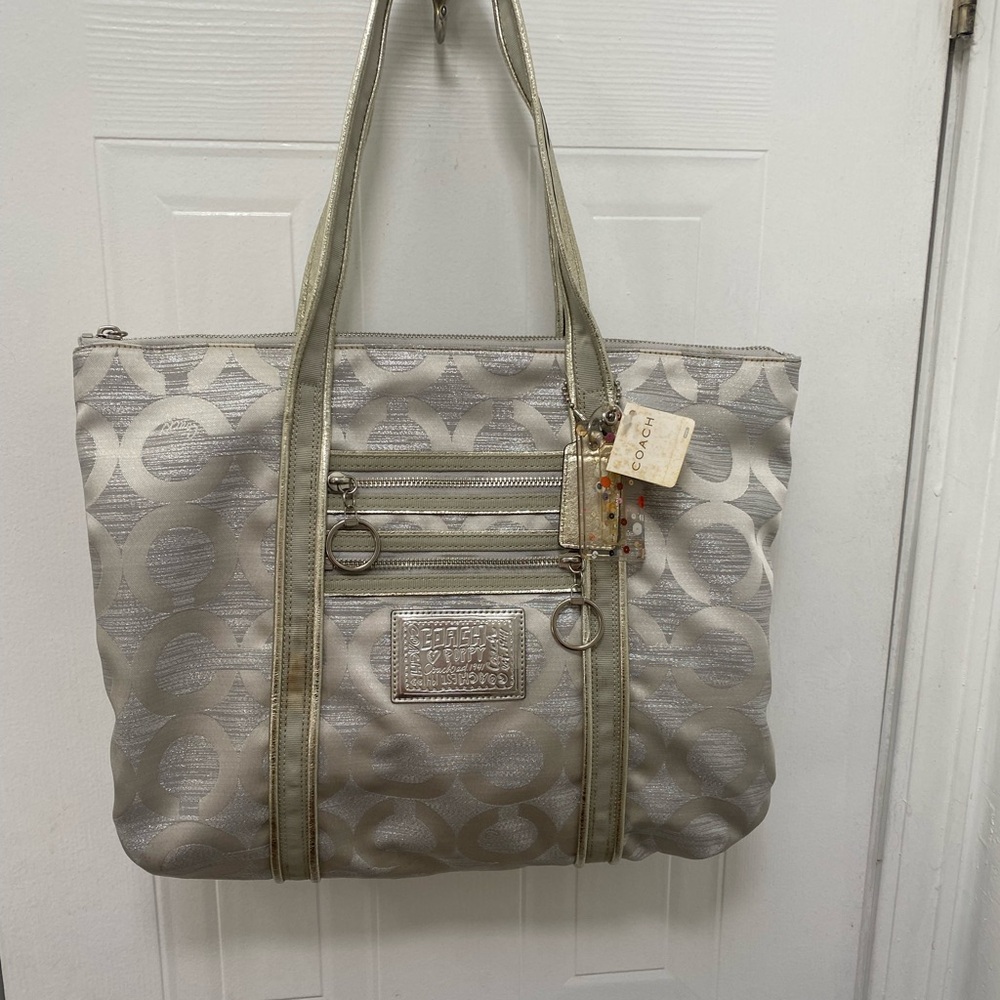 Coach Poppy Tote Bag